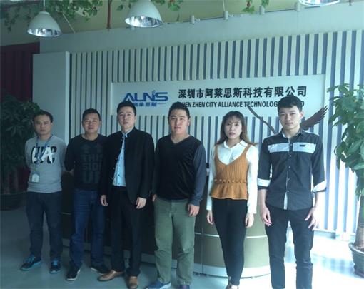 走進(jìn)阿萊思斯點(diǎn)膠機(jī)，開(kāi)展網(wǎng)絡(luò)營(yíng)銷(xiāo)運(yùn)營(yíng)培訓(xùn)